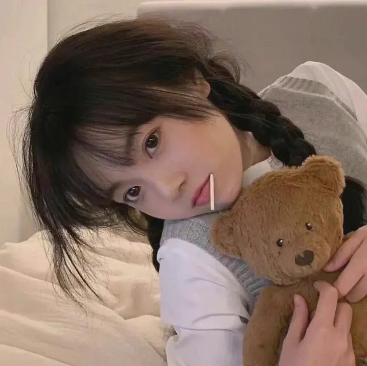 女王她专治不服